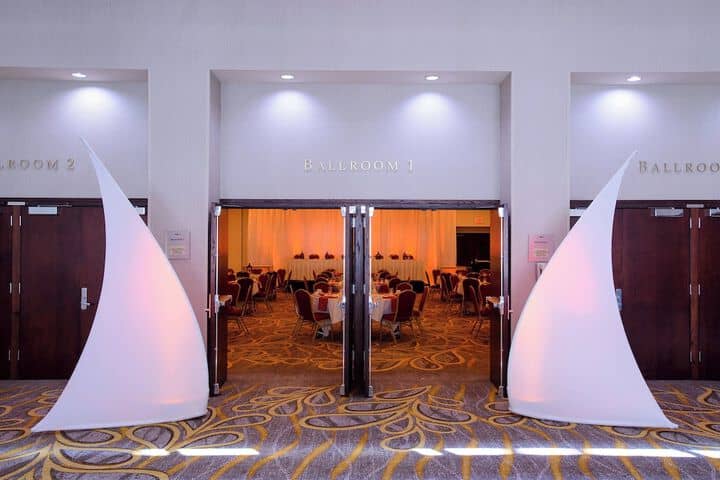 Ballroom/Hall 37 of 54